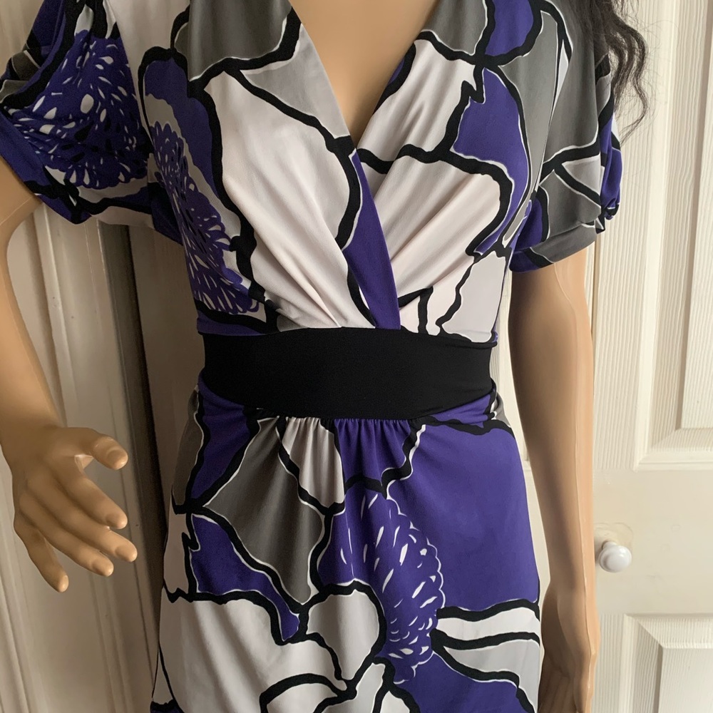 Gray and Purple Flower Shirt - Picture 3 of 16
